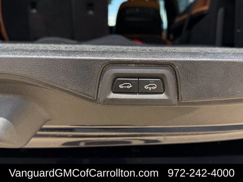 Used 2023 BMW X7 xDrive40i w/ M Sport Package AWD/4WD image 39