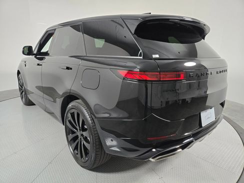New 2026 Land Rover Range Rover Sport Dynamic SE AWD/4WD image 17
