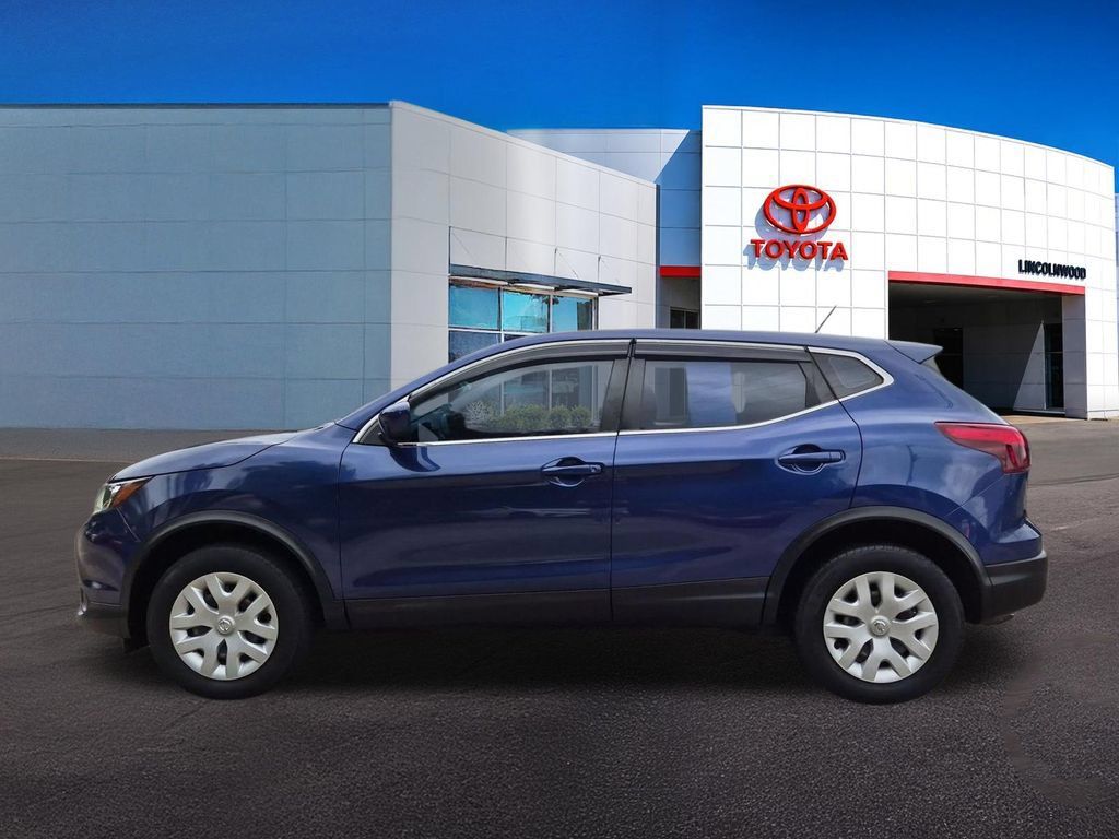 Used 2019 Nissan Rogue Sport S FWD image 13