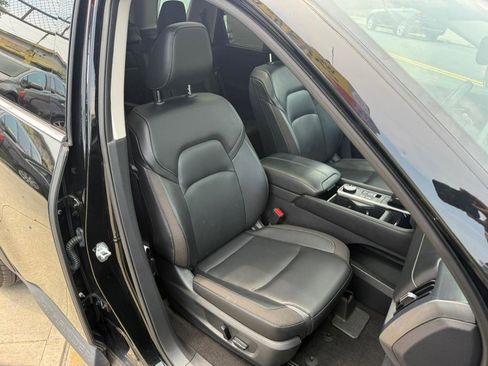 Used 2022 Nissan Pathfinder SL w/ SL Premium Package image 8