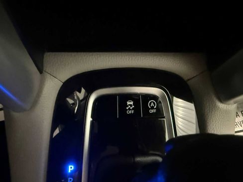 Certified 2023 Toyota Corolla Cross L AWD/4WD image 34