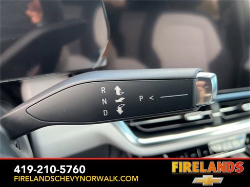 New 2026 Chevrolet Equinox EV LT image 31