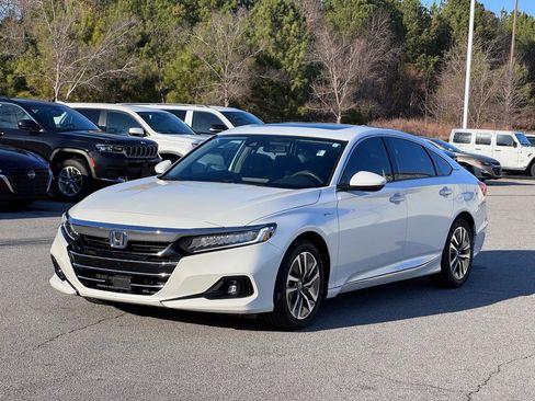 Used 2021 Honda Accord EX image 2
