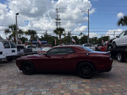 Used 2017 Dodge Challenger SXT w/ Blacktop Package RWD image 11