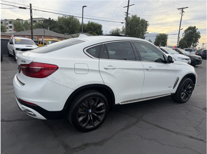 Used 2019 BMW X6 sDrive35i w/ Convenience Package RWD image 55