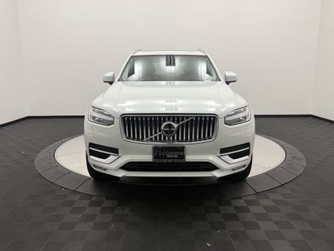 Certified 2024 Volvo XC90 B6 Ultimate w/ Protection Package Premier image 2
