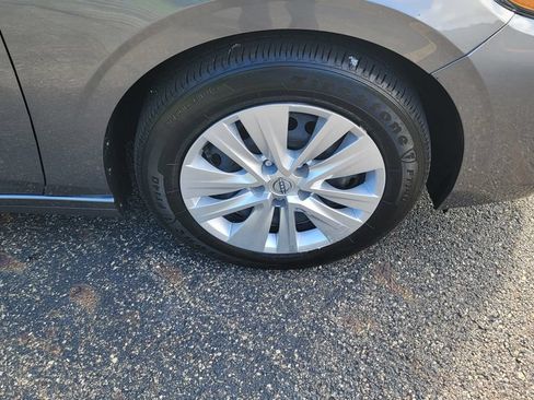 Used 2025 Nissan Sentra S FWD image 15
