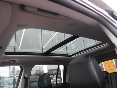 Used 2024 Jeep Grand Cherokee Limited 4xe image 16