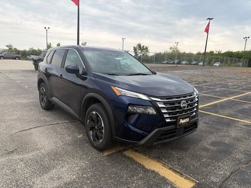 Used 2025 Nissan Rogue SV AWD/4WD image 8