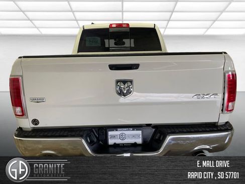 Used 2017 RAM 1500 Laramie w/ Convenience Group AWD/4WD image 5