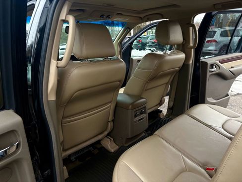Used 2009 Nissan Pathfinder LE w/ Navigation Pkg image 15