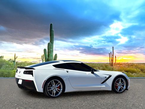 Used 2015 Chevrolet Corvette Stingray Coupe w/ 2LT Preferred Equipment Group RWD image 5