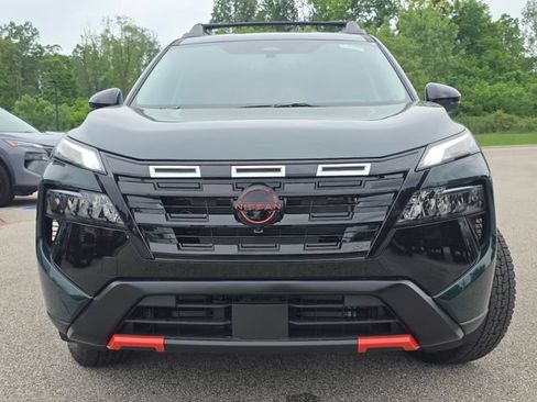 New 2026 Nissan Rogue SV w/ Rock Creek Premium Package AWD/4WD image 10