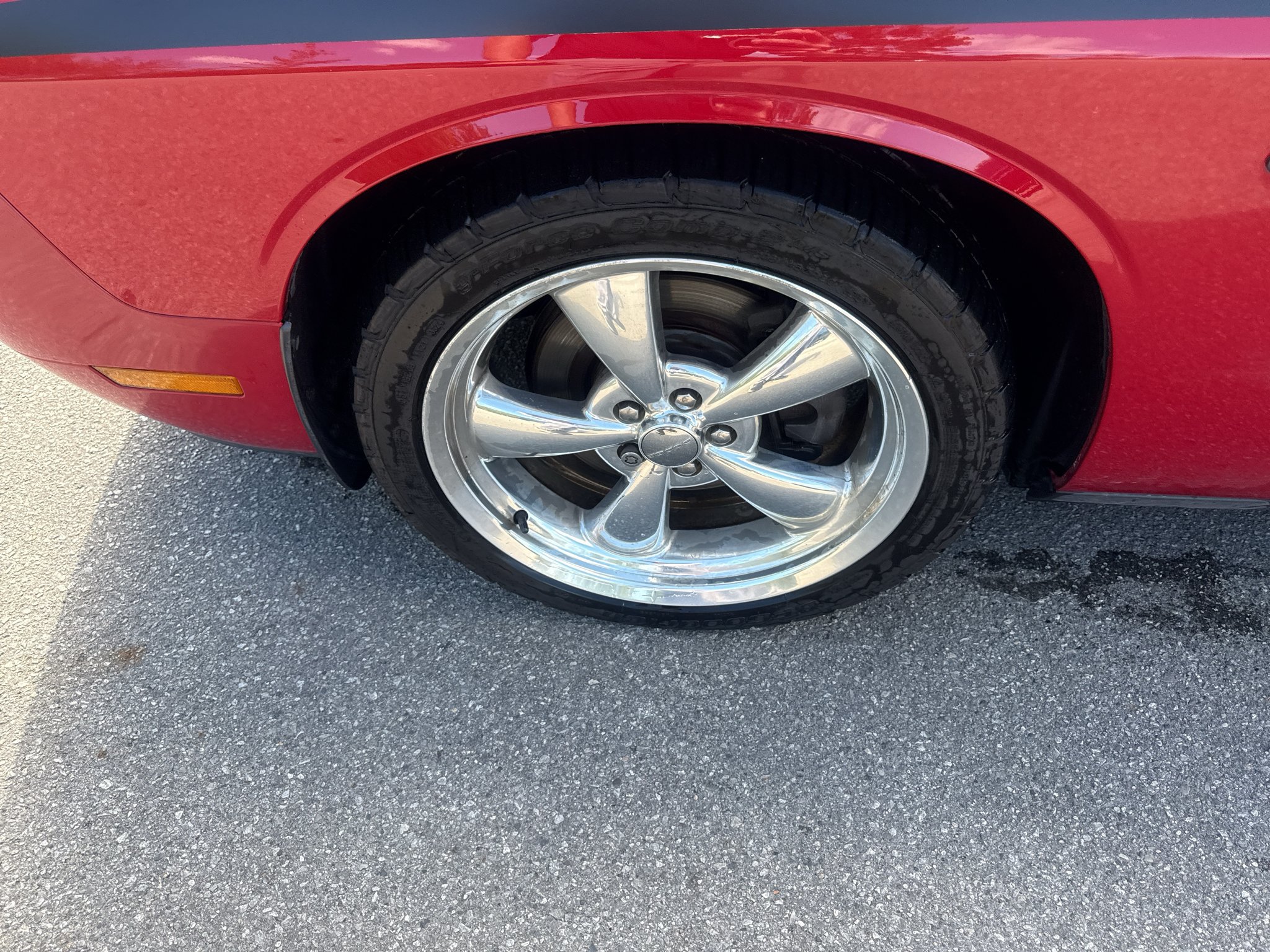 Used 2013 Dodge Challenger R/T RWD image 9