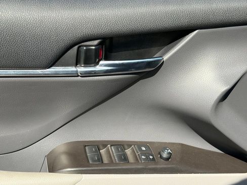 Used 2024 Toyota Camry LE FWD image 6