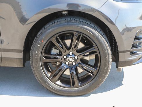 Used 2022 Land Rover Range Rover Velar R-Dynamic S image 10