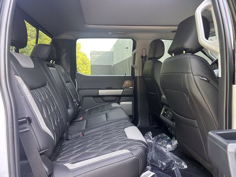 New 2026 Ford F250 Lariat w/ Black Appearance Package AWD/4WD image 20