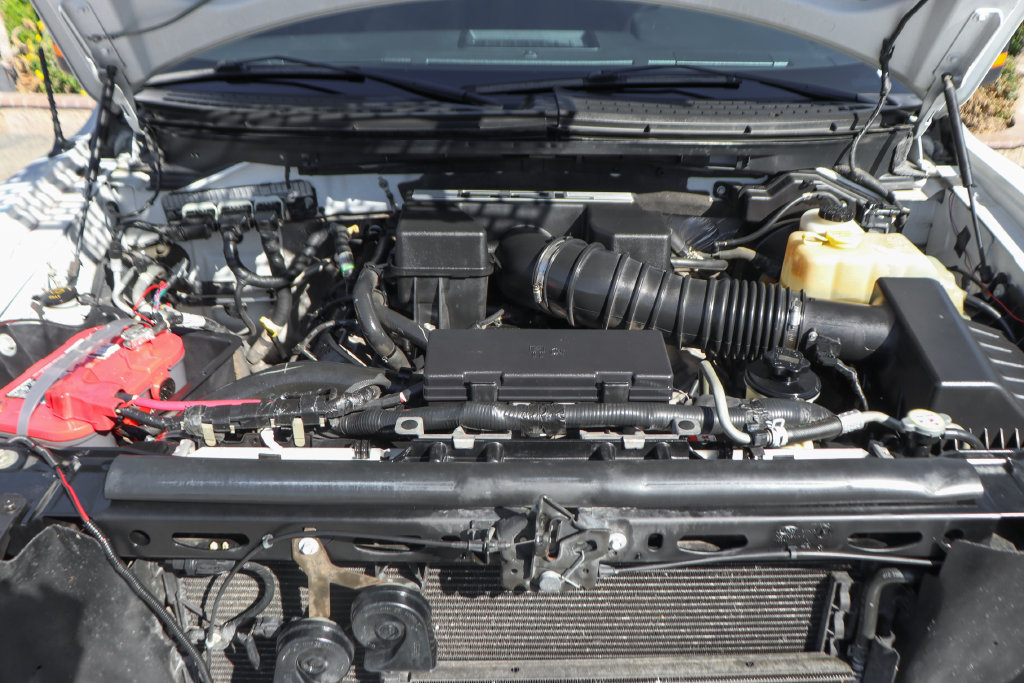 Used 2010 Ford F150 Raptor AWD/4WD image 11