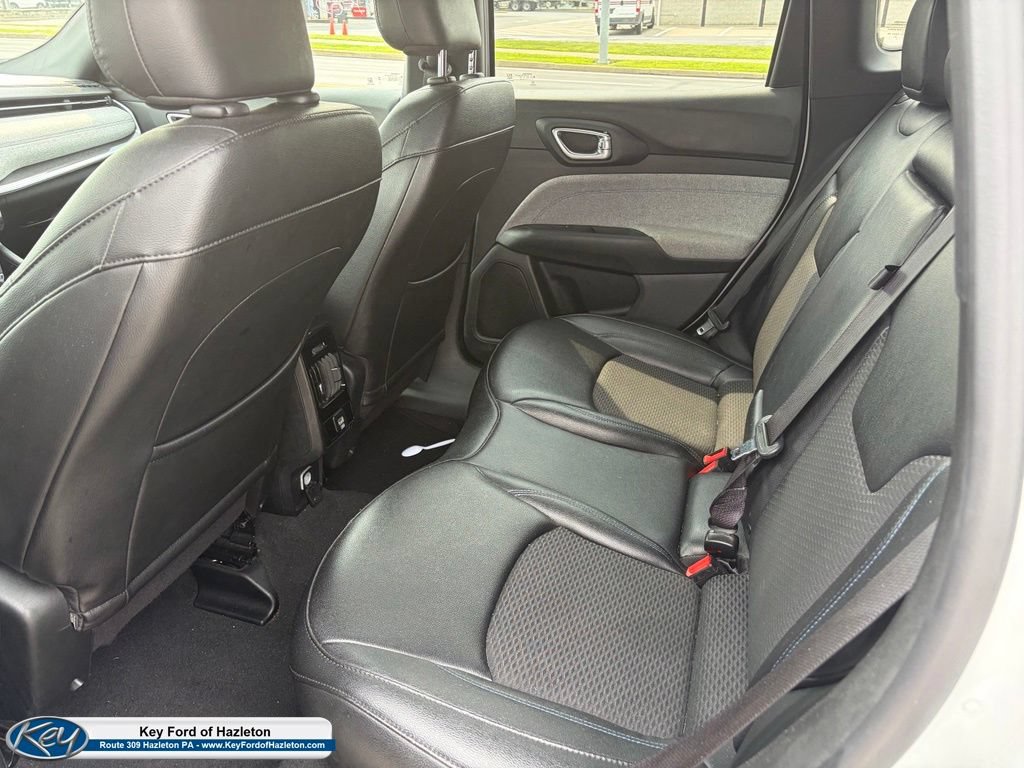Used 2024 Jeep Compass Latitude AWD/4WD image 20