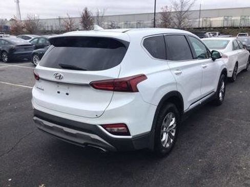 Used 2020 Hyundai Santa Fe SEL image 2