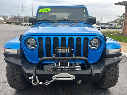 Used 2021 Jeep Gladiator Sport image 8