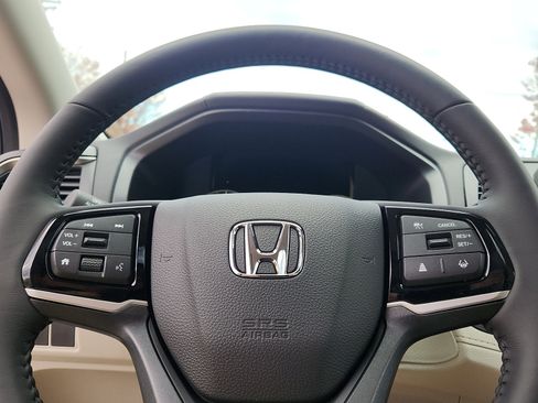 New 2026 Honda Odyssey EX-L image 14