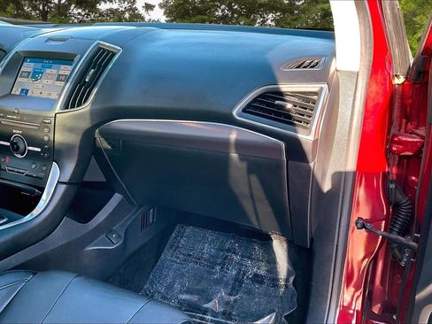 Used 2016 Ford Edge Titanium w/ Equipment Group 302A image 28
