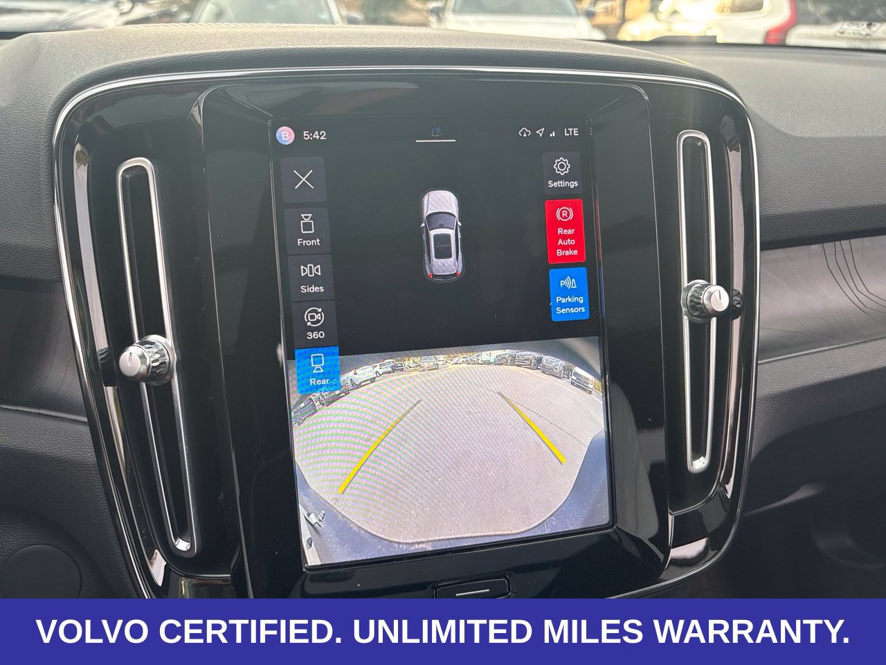 Certified 2023 Volvo XC40 Recharge Ultimate w/ Protection Package Premier AWD/4WD image 27