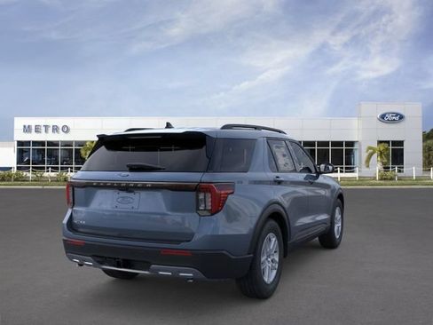 New 2026 Ford Explorer Active w/ Active Comfort Package RWD image 8