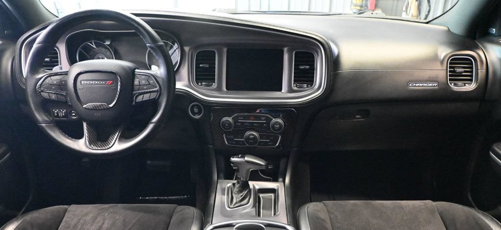 Used 2019 Dodge Charger R/T w/ Plus Group RWD image 10