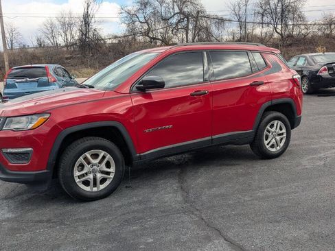 Used 2018 Jeep Compass Sport w/ Mopar Graphics Package image 19