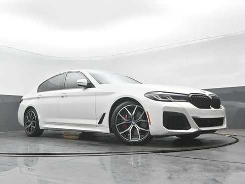 Used 2023 BMW 540i xDrive w/ Executive Package AWD/4WD image 30