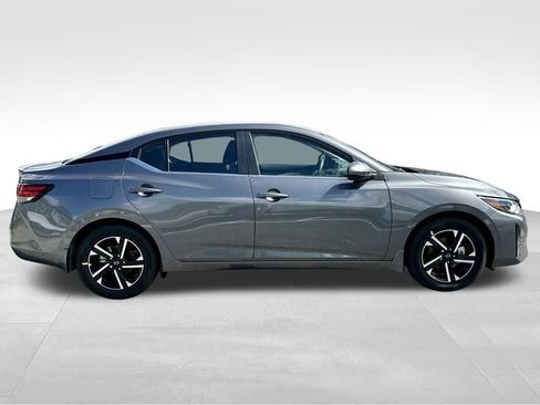 New 2025 Nissan Sentra SV image 8
