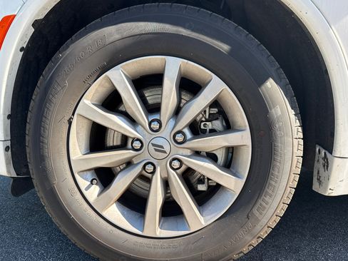 Used 2025 Dodge Durango GT RWD image 13