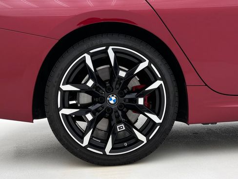 Used 2026 BMW 330i xDrive Sedan w/ M Sport Package AWD/4WD image 28
