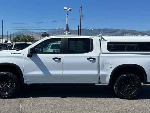 Used 2024 Chevrolet Silverado 1500 ZR2 w/ Technology Package AWD/4WD image 8