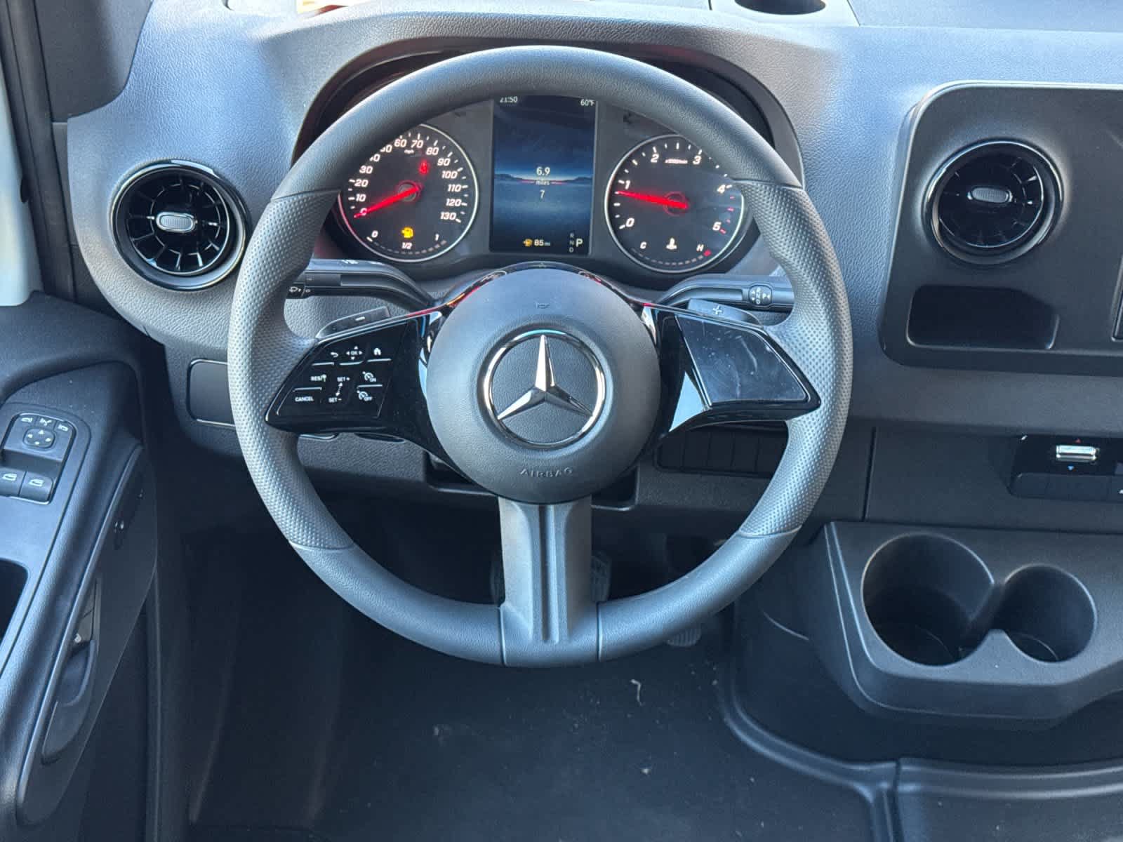 New 2025 Mercedes-Benz Sprinter 2500 image 13