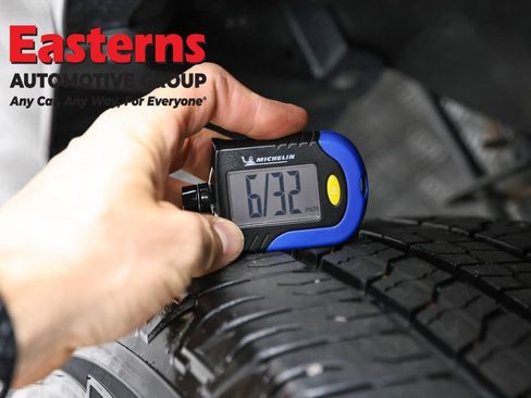 Used 2022 GMC Canyon Elevation w/ Elevation Premium Package image 27