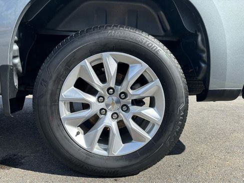 Used 2024 Chevrolet Silverado 1500 Custom image 4