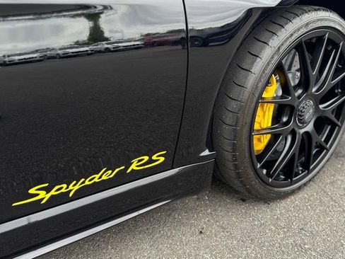 Certified 2025 Porsche 718 Boxster Spyder RS RWD image 32