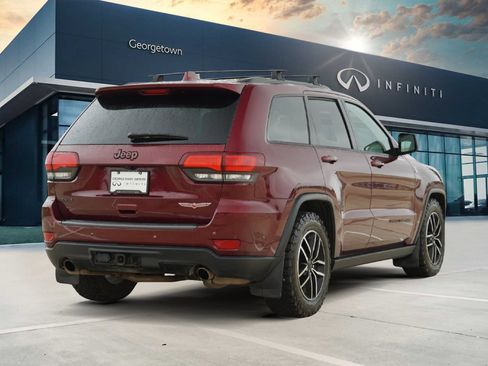 Used 2019 Jeep Grand Cherokee Trailhawk w/ Trailhawk Luxury Group image 5