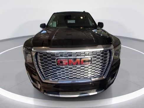 Certified 2023 GMC Yukon Denali image 7