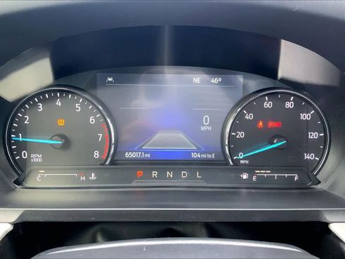 Certified 2022 Ford Explorer XLT w/ Equipment Group 202A image 25