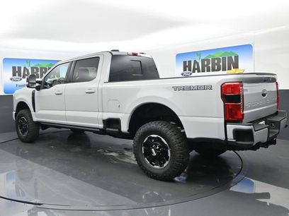 New 2026 Ford F250 Lariat w/ Tremor Off-Road Package