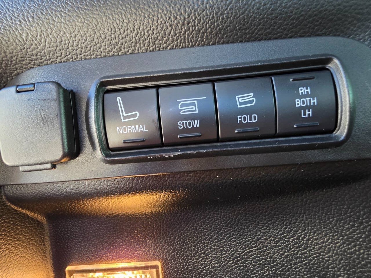Used 2017 Ford Explorer Sport w/ Equipment Group 401A AWD/4WD image 25