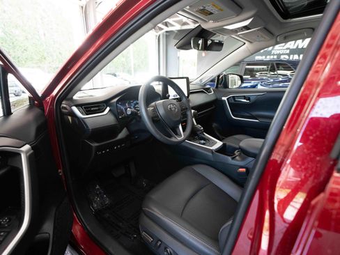 Used 2024 Toyota RAV4 Limited w/ Weather Package AWD/4WD image 8