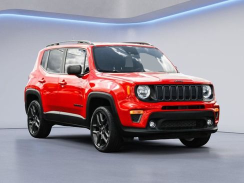 Used 2021 Jeep Renegade Latitude AWD/4WD image 3