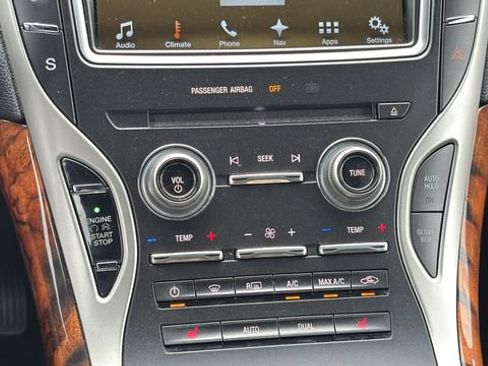 Used 2016 Lincoln MKX Select w/ Select Plus Package FWD image 16