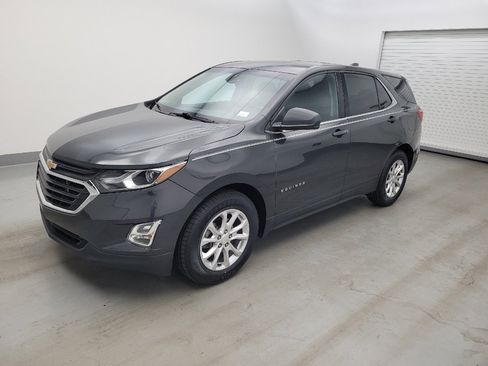Used 2020 Chevrolet Equinox LT FWD image 2