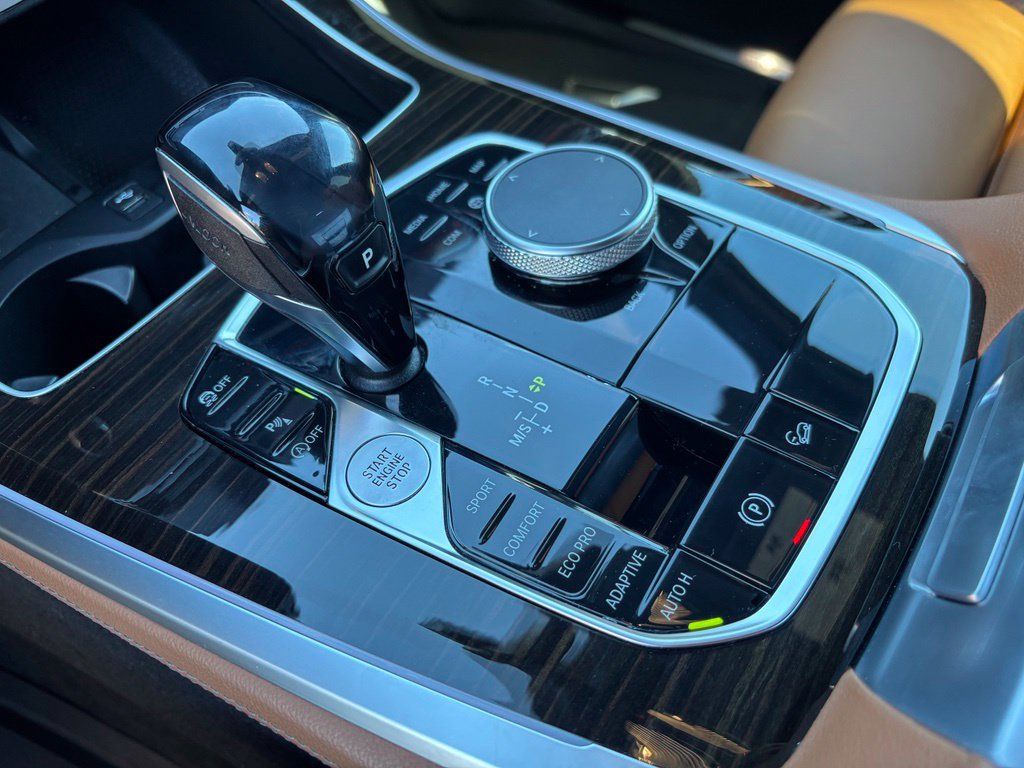 Used 2019 BMW X5 xDrive40i w/ Premium Package 2 AWD/4WD image 33